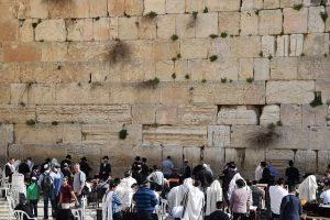 טקס בר מצווה בכותל