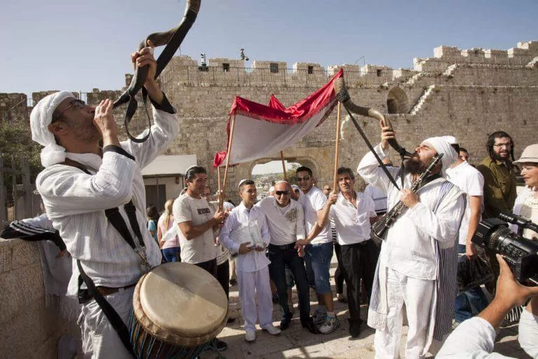 חגיגת בר / בת מצווה